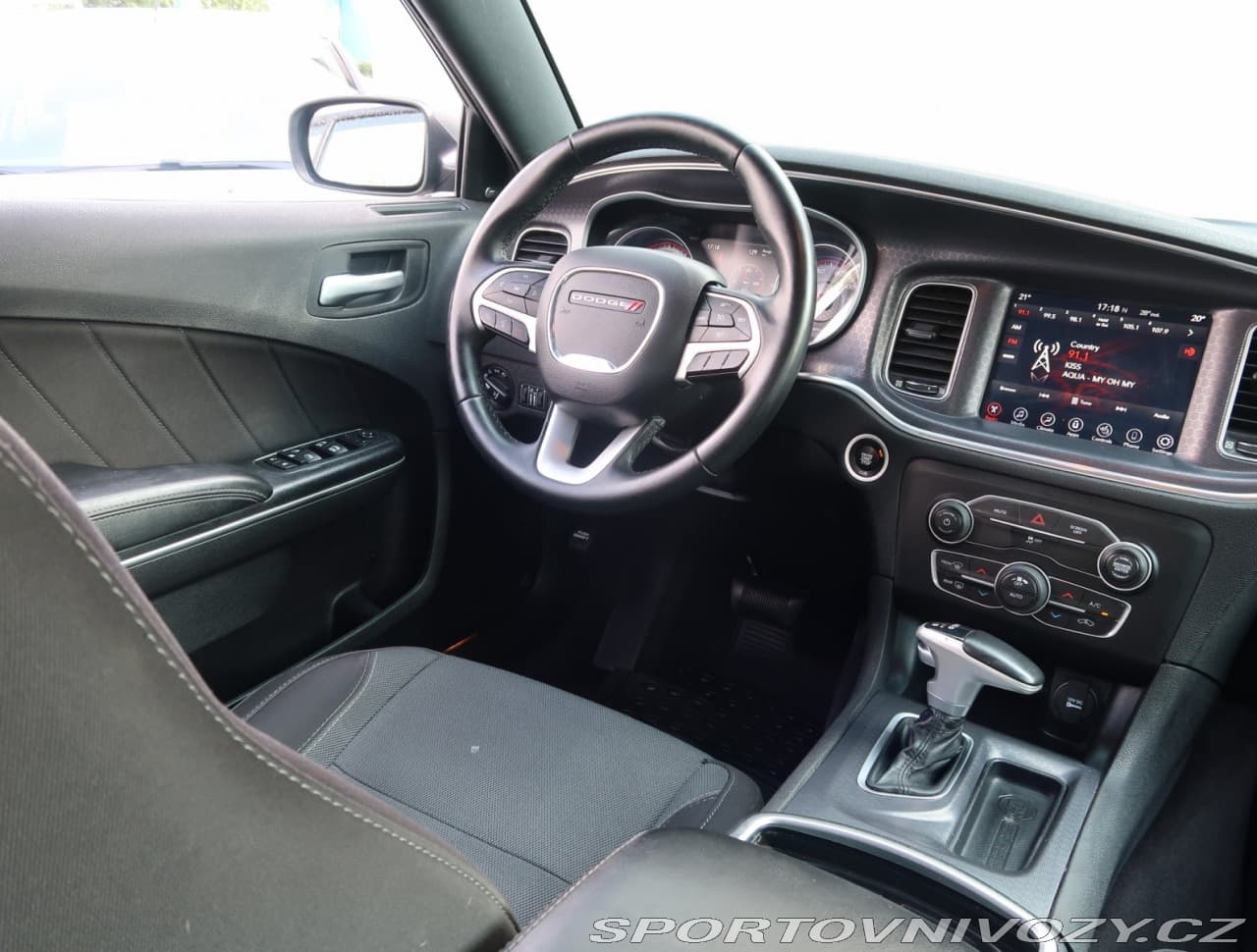 2017 Dodge CHARGER - 7
