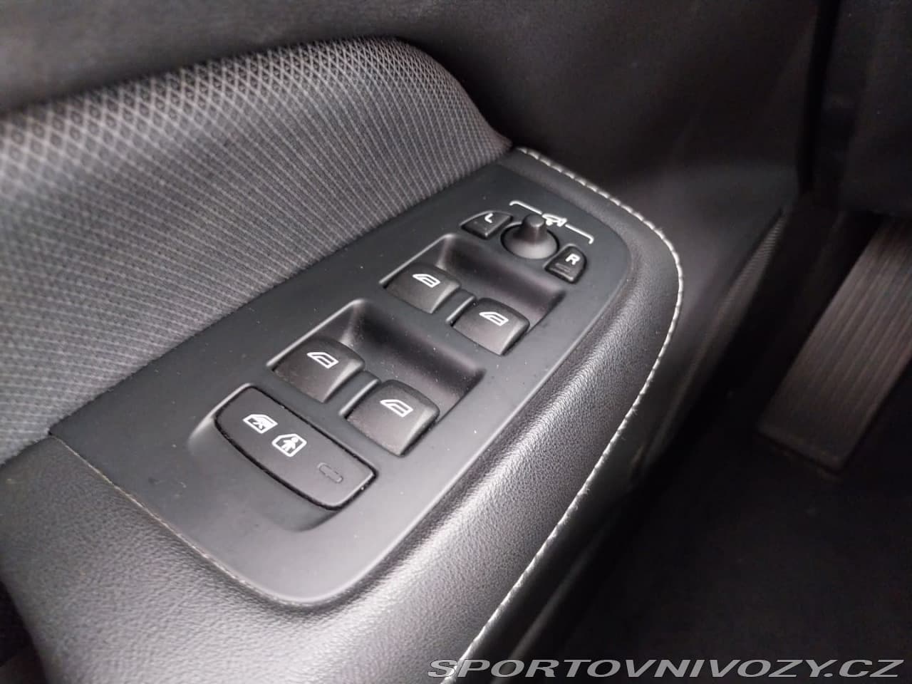 2019 Volvo S60 - 17