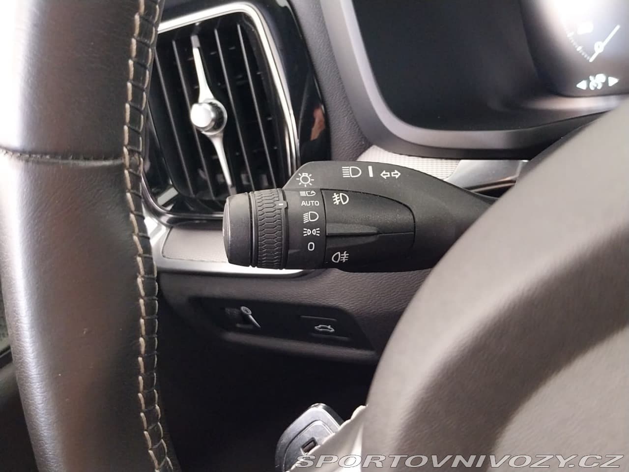 2019 Volvo S60 - 18