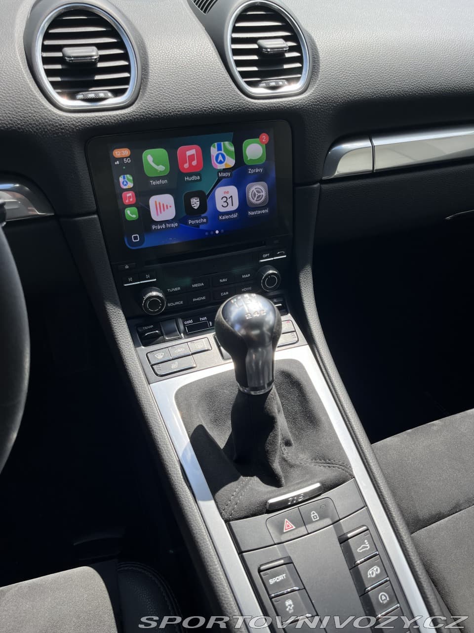 2019 Porsche CAYMAN - 11