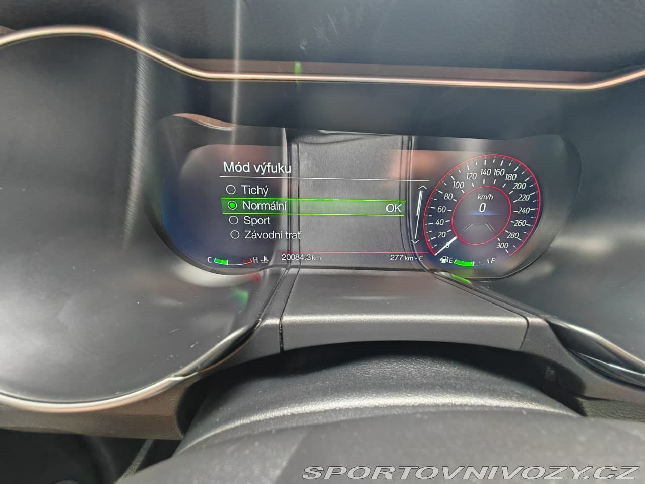 2020 Ford MUSTANG - 18