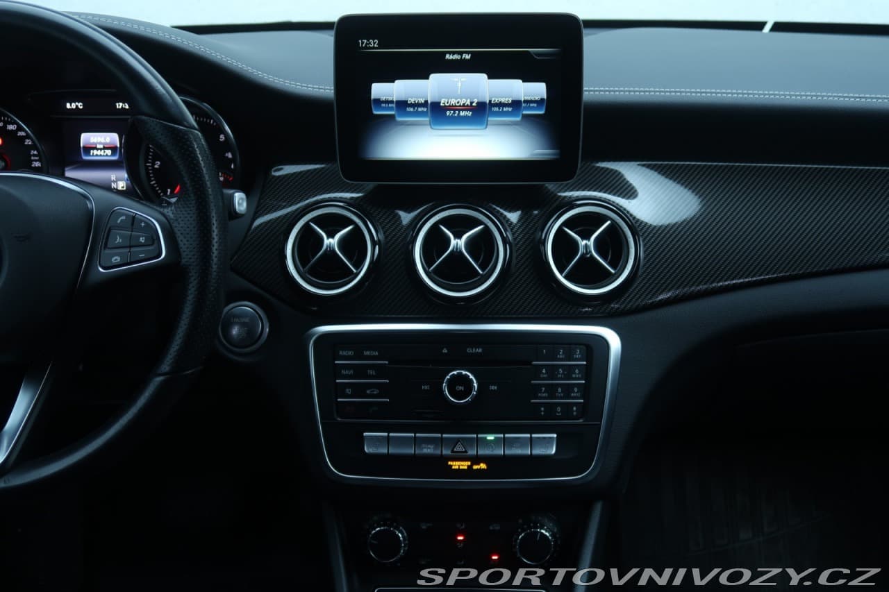 2018 Mercedes-Benz CLA - 11