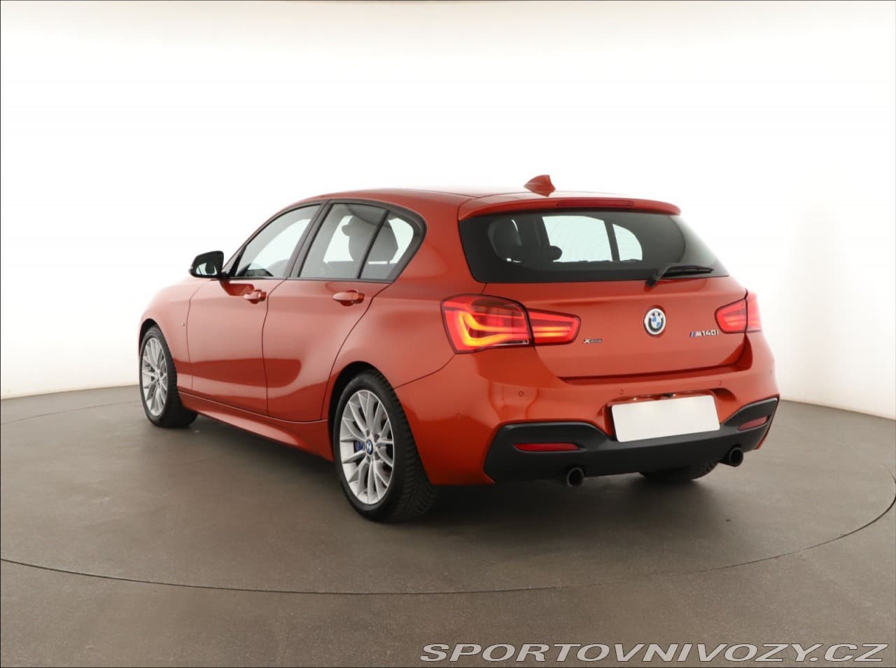 2016 BMW 1-SERIES - 4