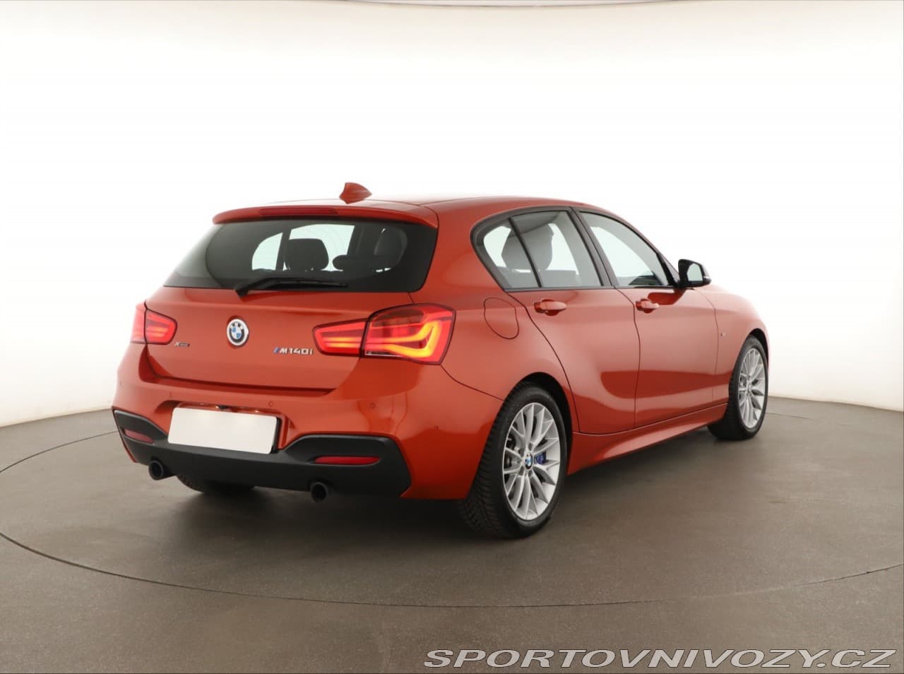 2016 BMW 1-SERIES - 5