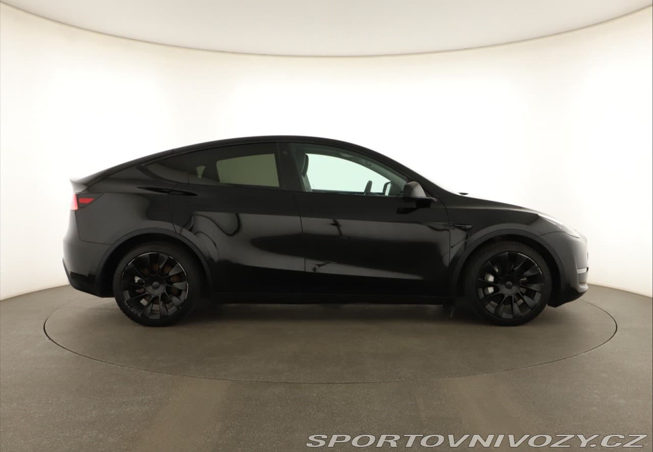 2023 Tesla MODEL Y - 6