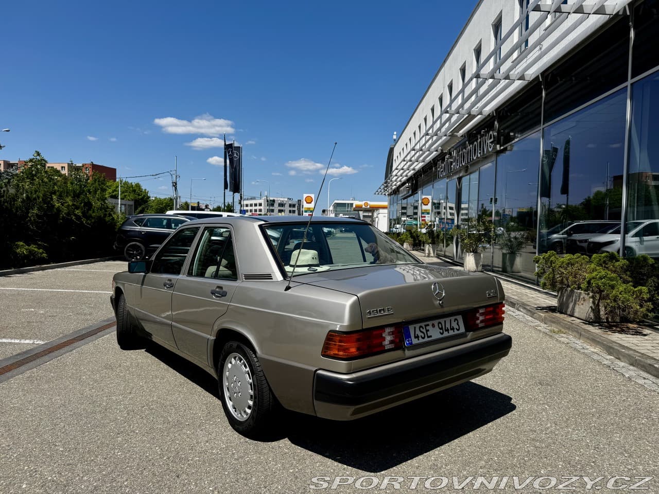 1988 Mercedes-Benz C-CLASS - 4