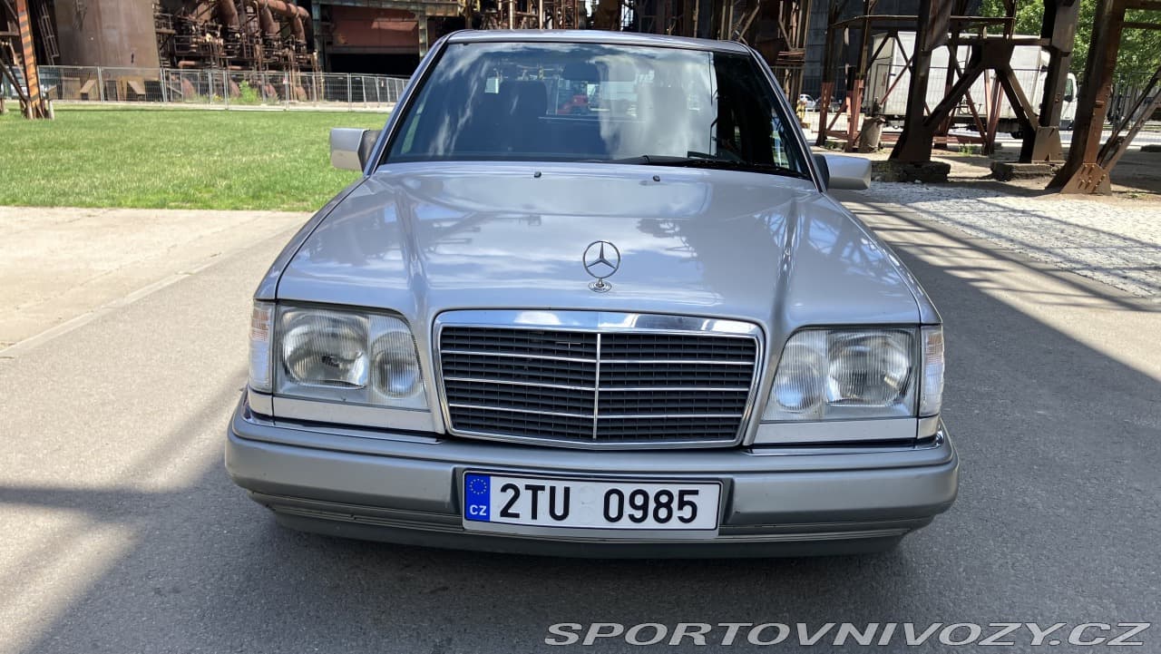 1995 Mercedes-Benz E-CLASS - 2