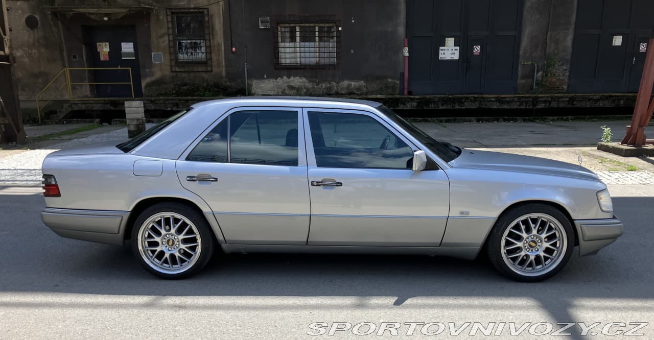 1995 Mercedes-Benz E-CLASS - 4