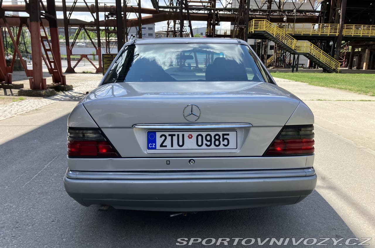 1995 Mercedes-Benz E-CLASS - 6