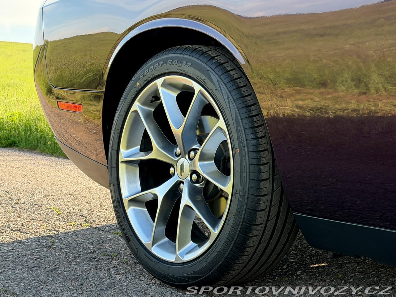 2020 Dodge CHALLENGER - 12