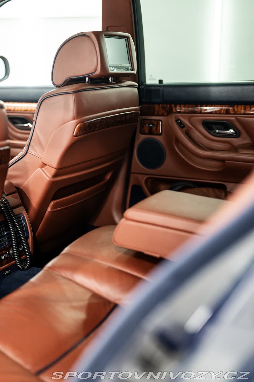 2000 BMW 7-SERIES - 11