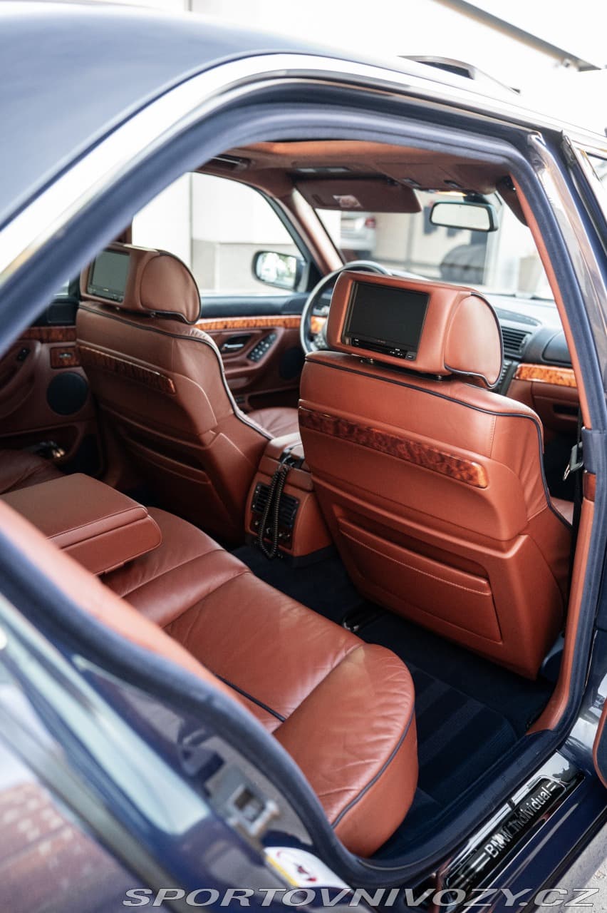 2000 BMW 7-SERIES - 8