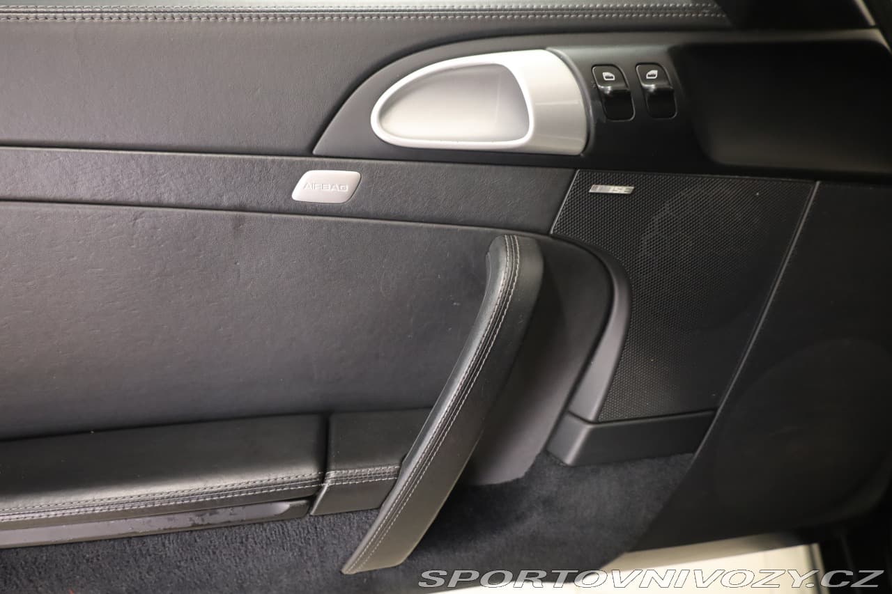 2009 Porsche 911 - 13