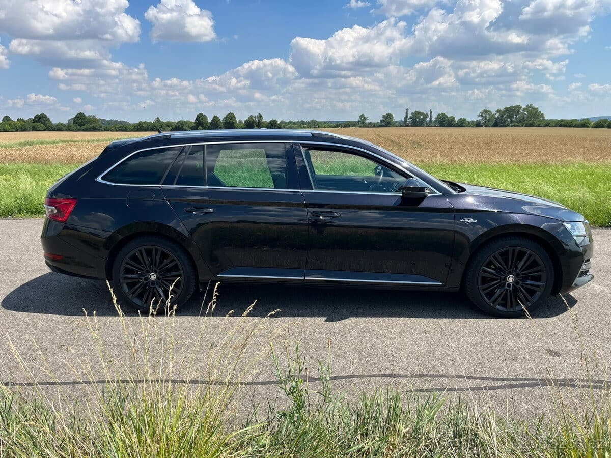 2023 Škoda SUPERB - 10