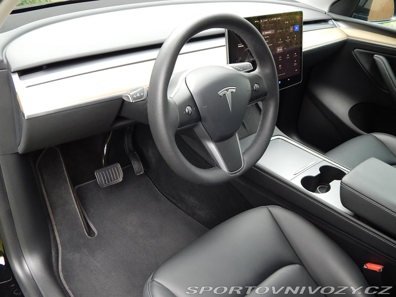 2022 Tesla MODEL Y - 10