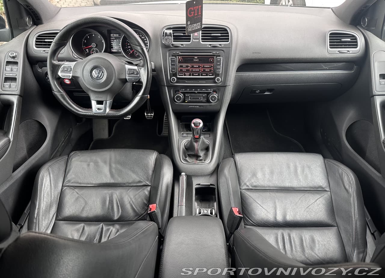 2010 Volkswagen GOLF - 6