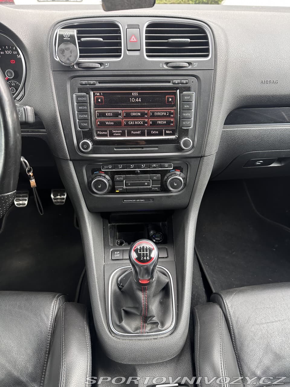 2010 Volkswagen GOLF - 7