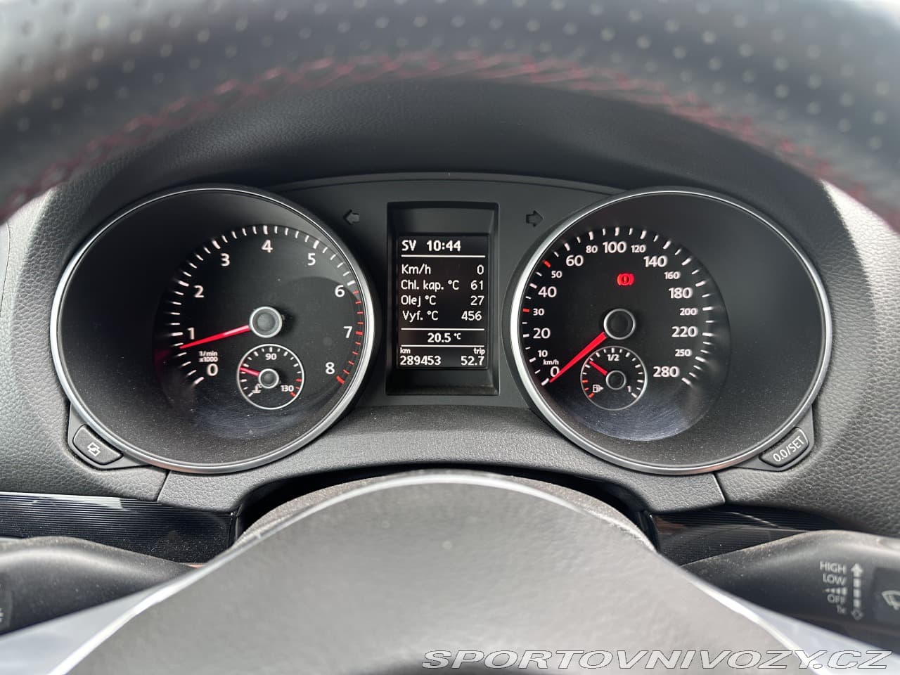 2010 Volkswagen GOLF - 8