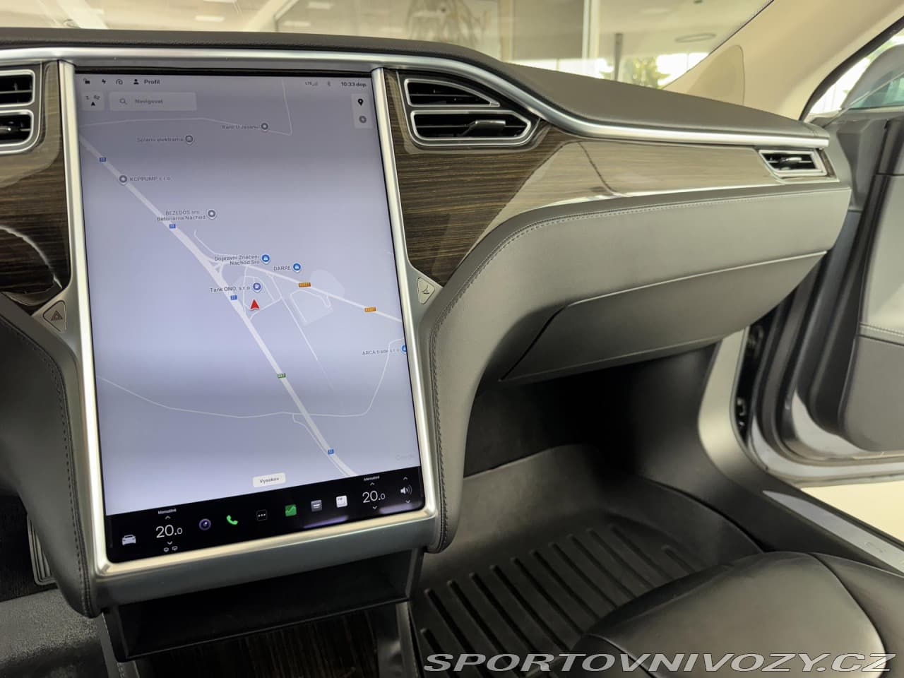 Tesla MODEL S - 19