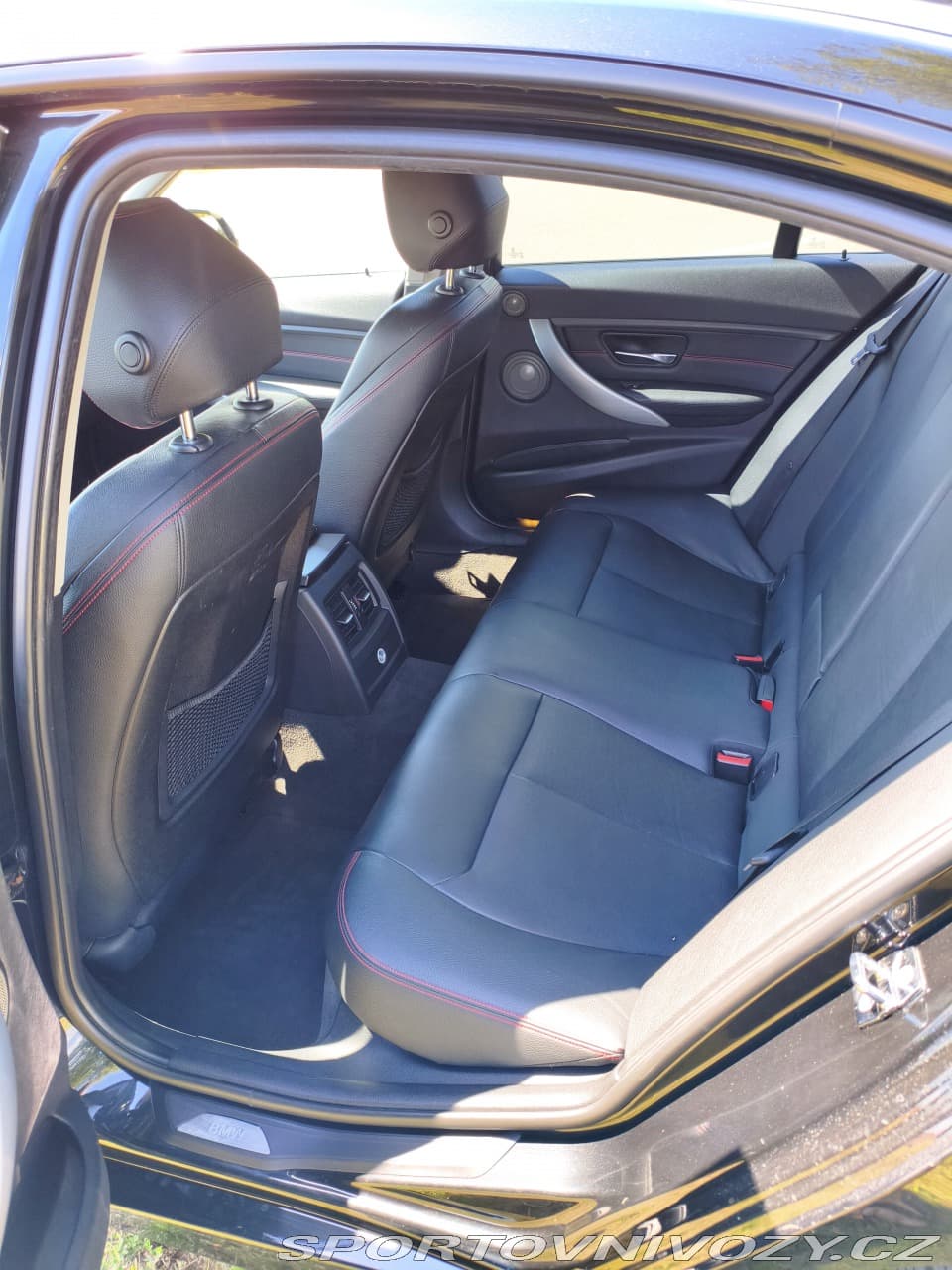 2012 BMW 3-SERIES - 8