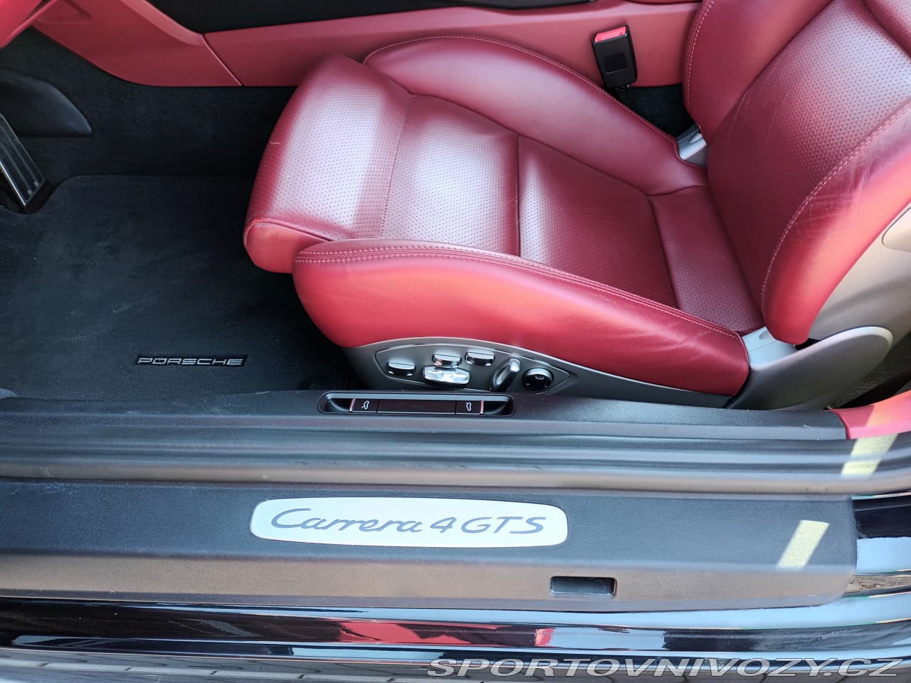 2018 Porsche 911 - 7