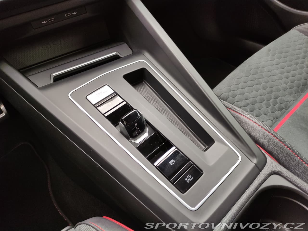 2021 Volkswagen GOLF - 17