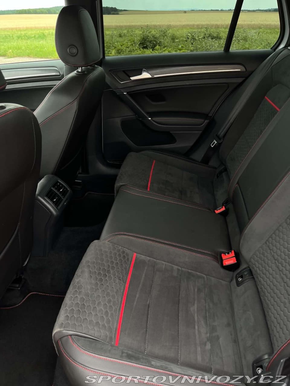 2018 Volkswagen GOLF - 10