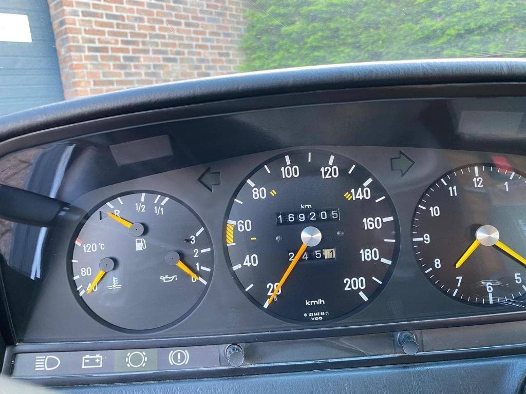 1981 Mercedes-Benz C-CLASS - 13