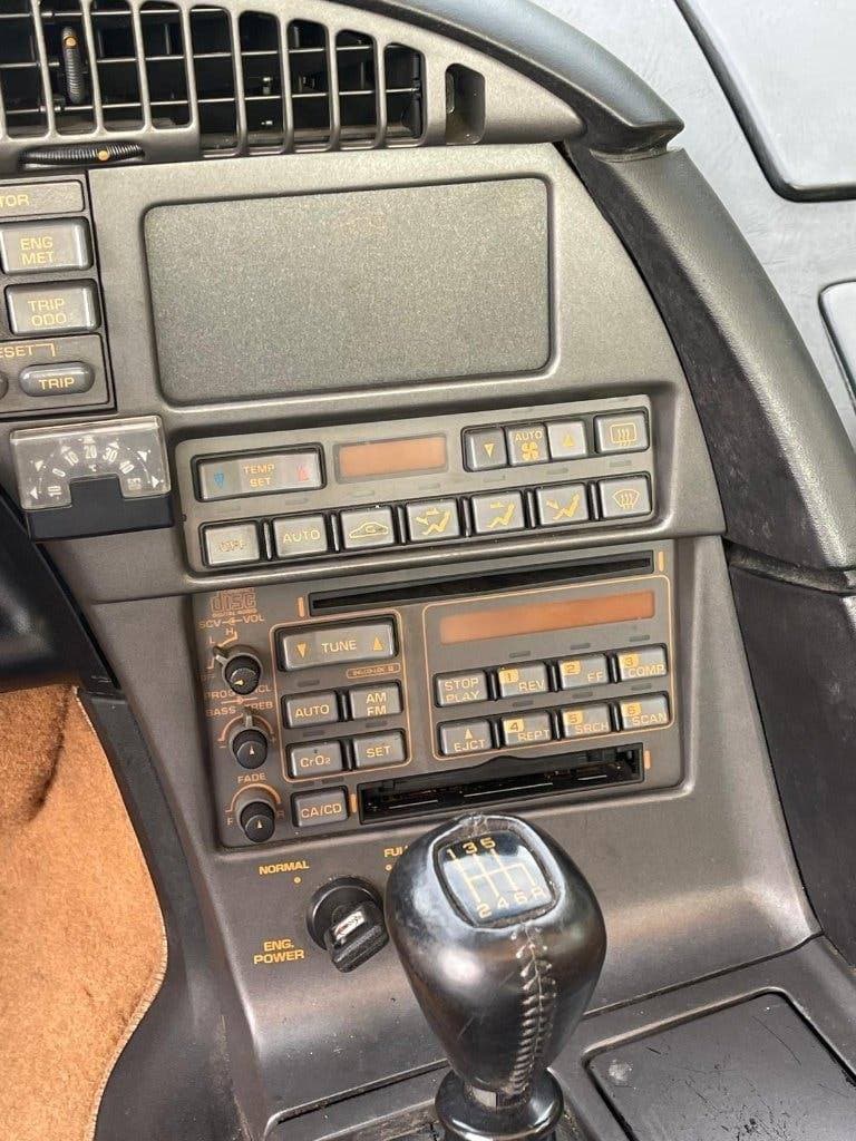 1990 Chevrolet CORVETTE - 12