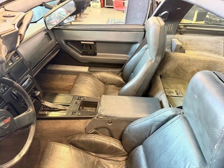 1984 Chevrolet CORVETTE - 11