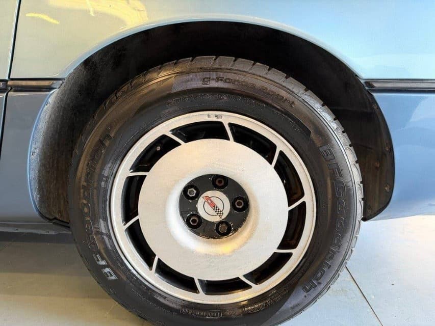 1984 Chevrolet CORVETTE - 12