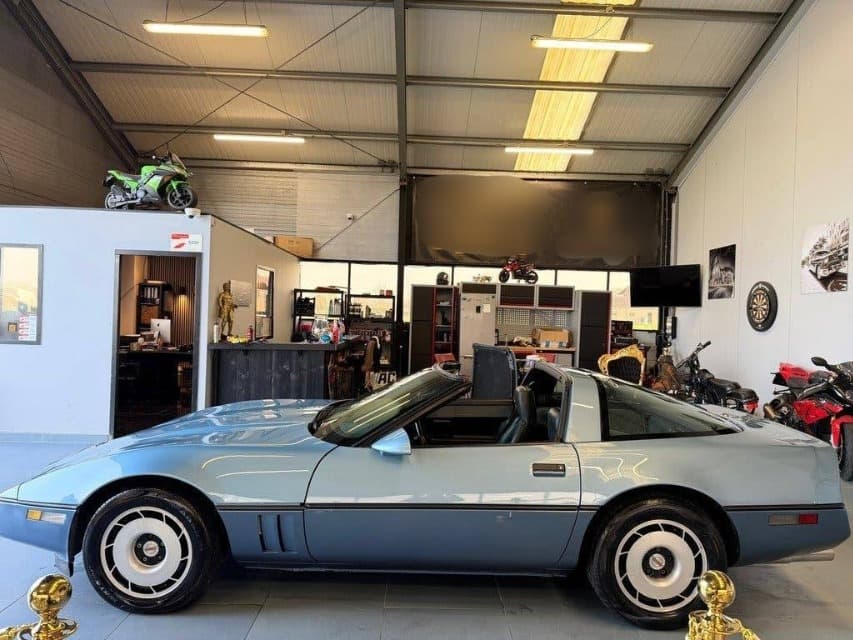 1984 Chevrolet CORVETTE - 5