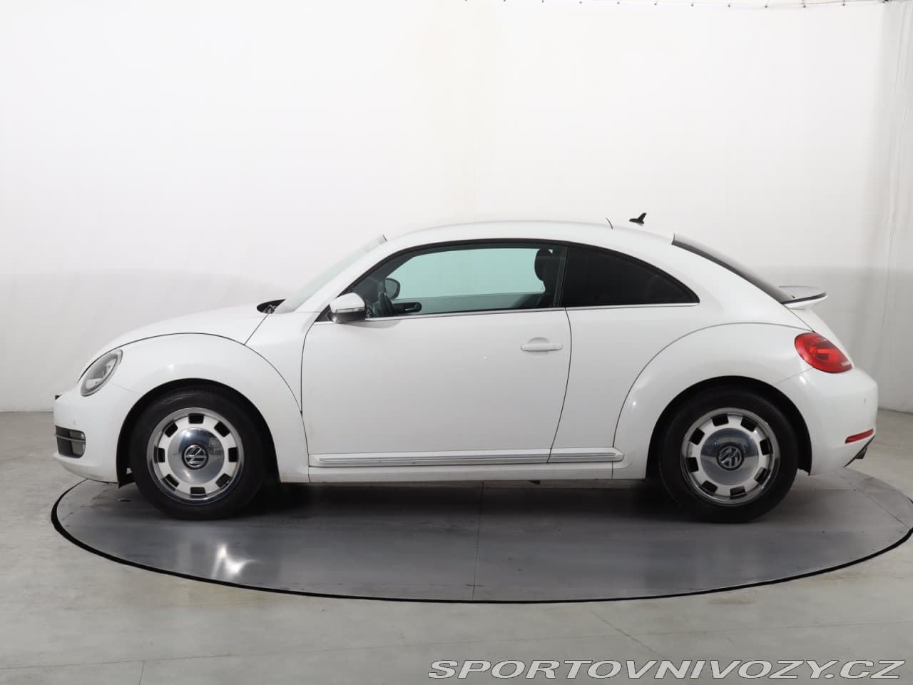 2014 Volkswagen BEETLE - 3