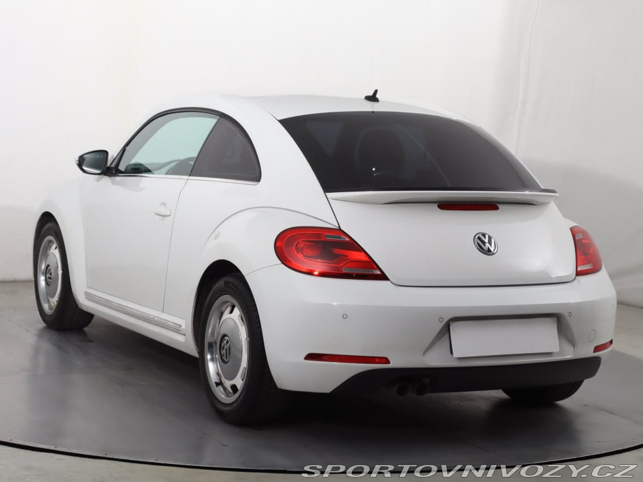 2014 Volkswagen BEETLE - 4
