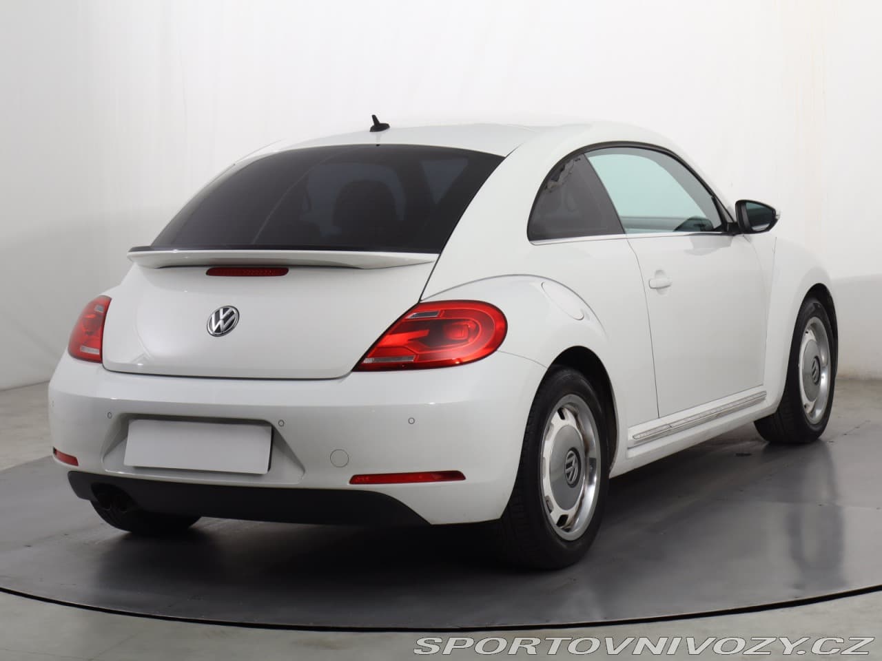 2014 Volkswagen BEETLE - 5