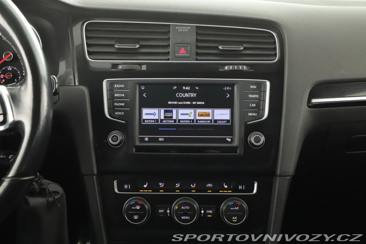 2016 Volkswagen GOLF - 11