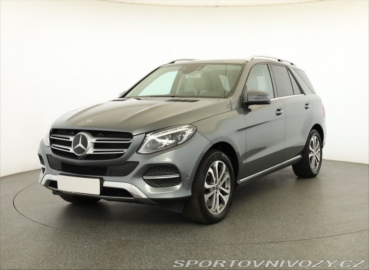 2018 Mercedes-Benz OSTATNÍ - 2