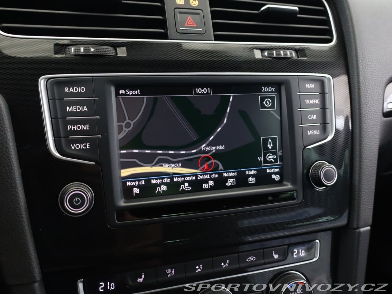 2015 Volkswagen GOLF - 11