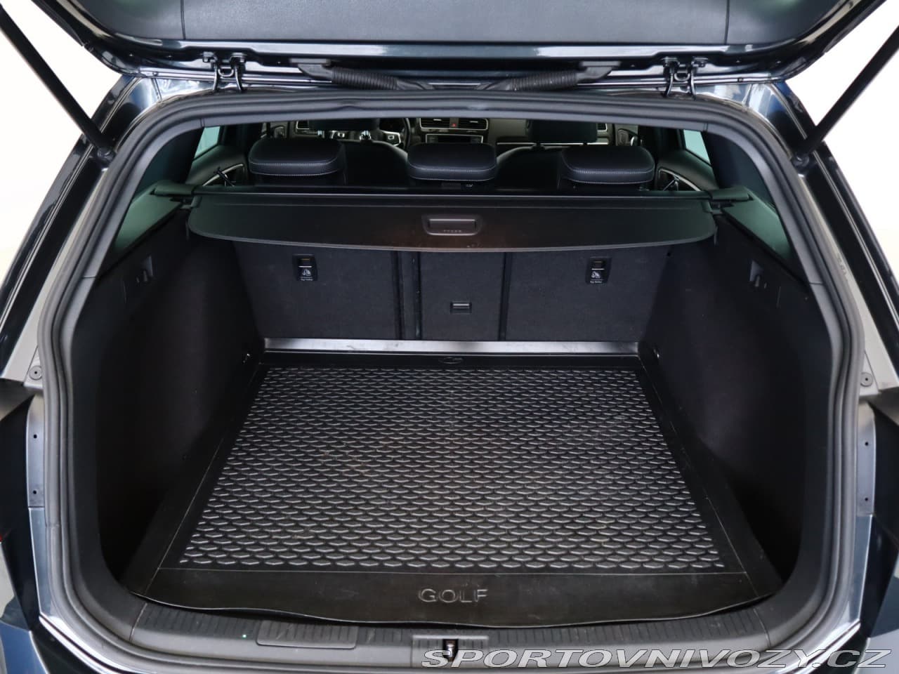 2015 Volkswagen GOLF - 12