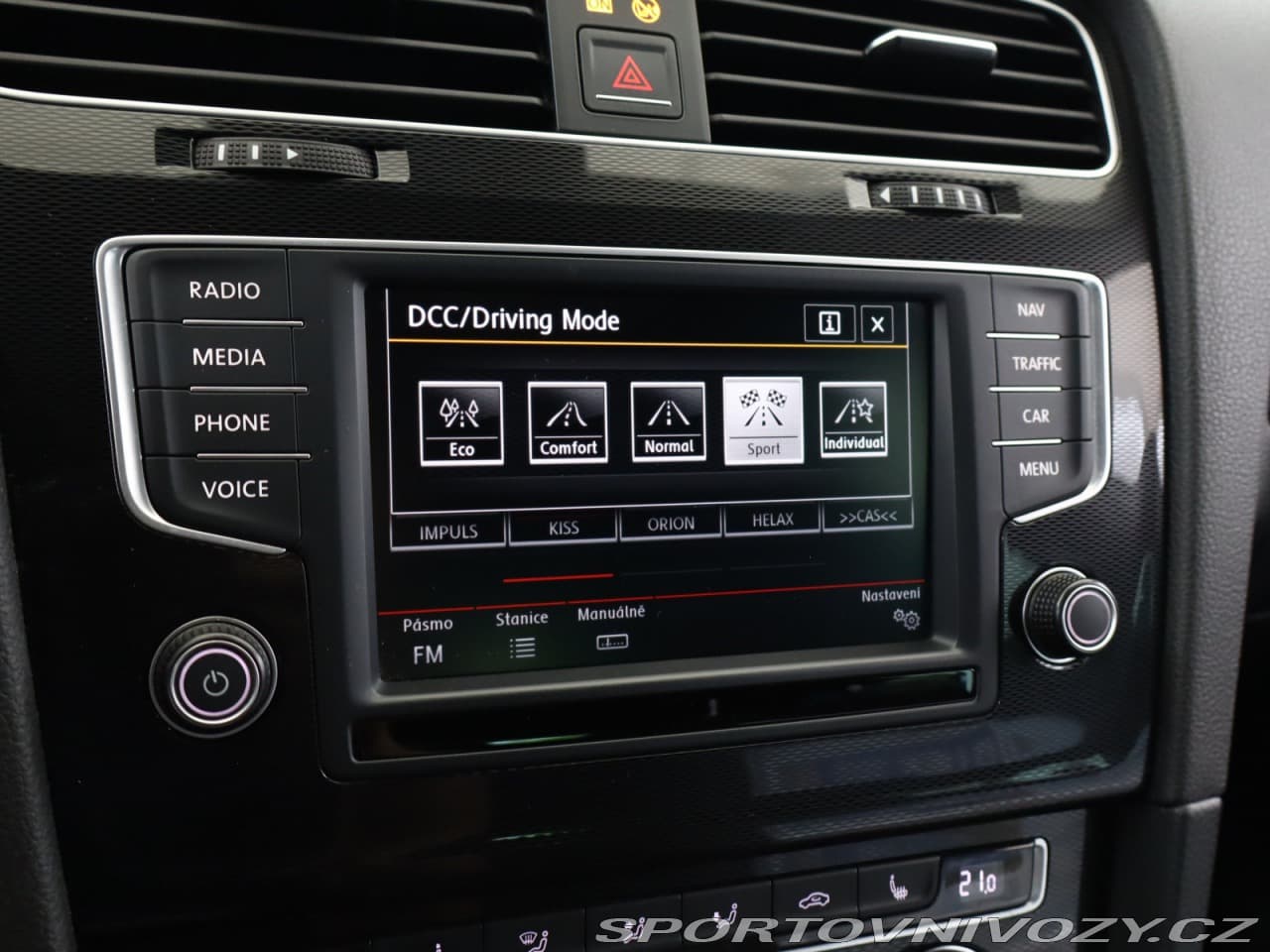 2015 Volkswagen GOLF - 15