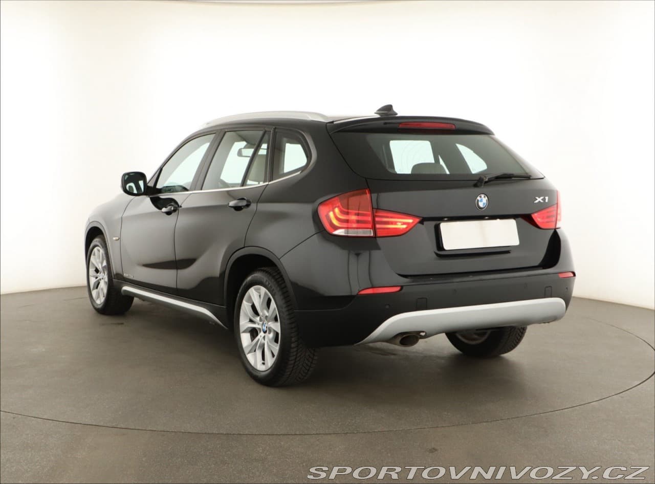 2010 BMW X1 - 4
