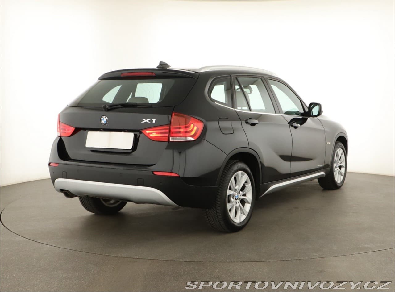 2010 BMW X1 - 5