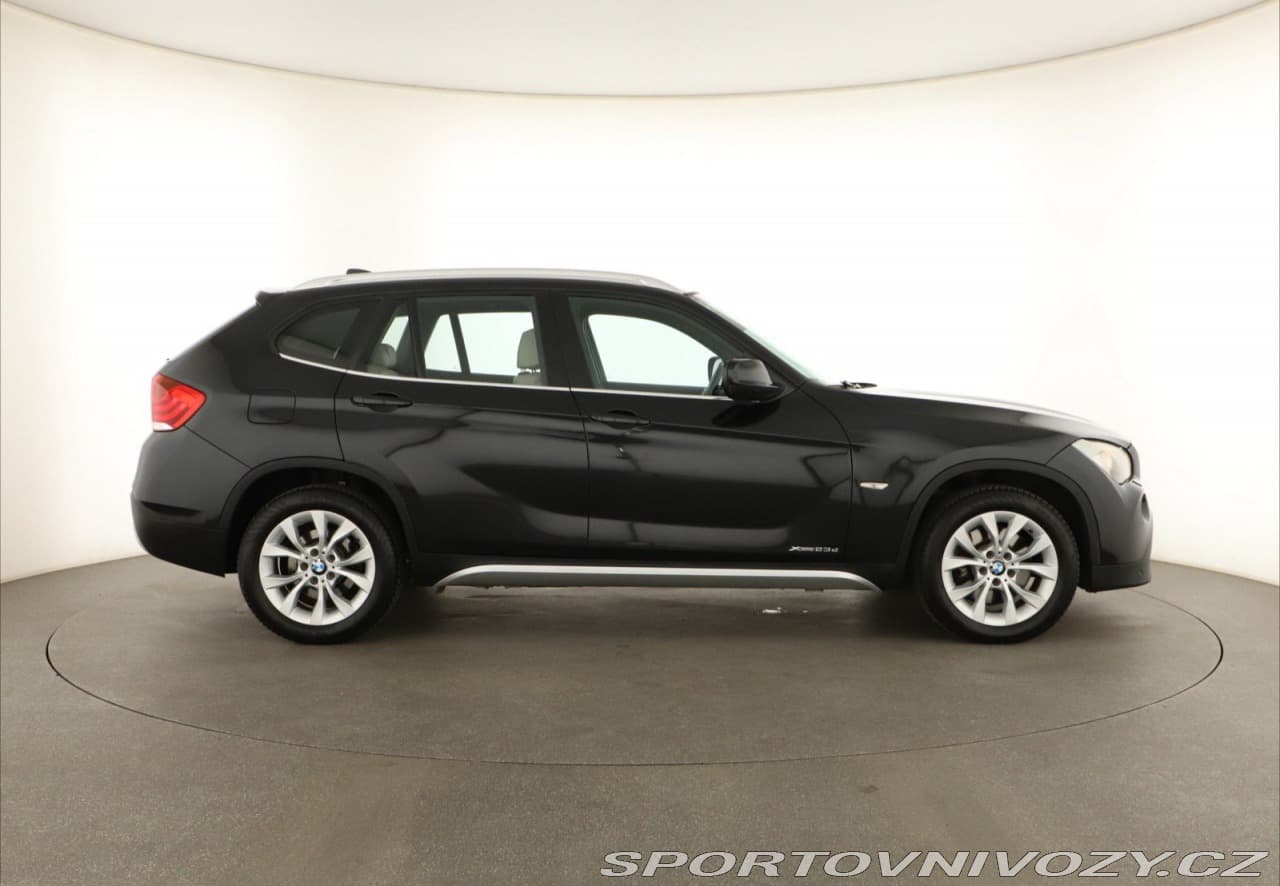 2010 BMW X1 - 6