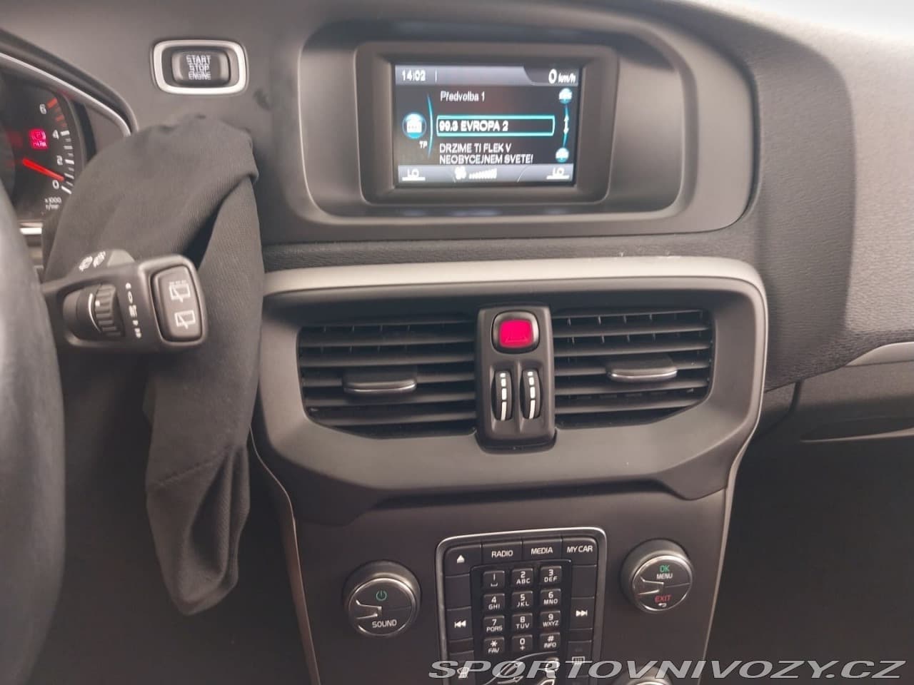 2012 Volvo V40 - 12