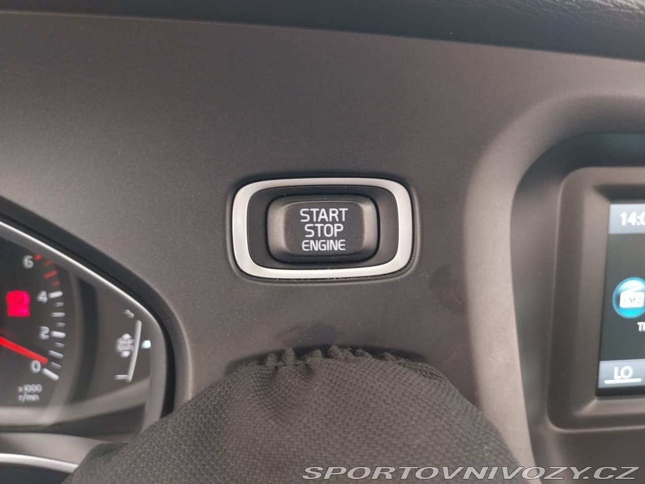 2012 Volvo V40 - 15