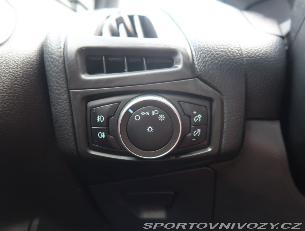 2015 Ford FOCUS - 18