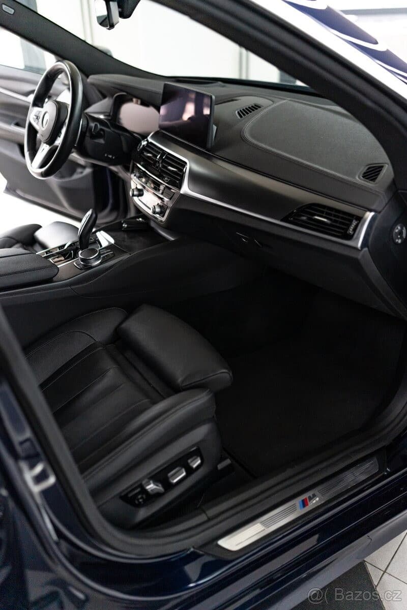 BMW 6-SERIES - 15