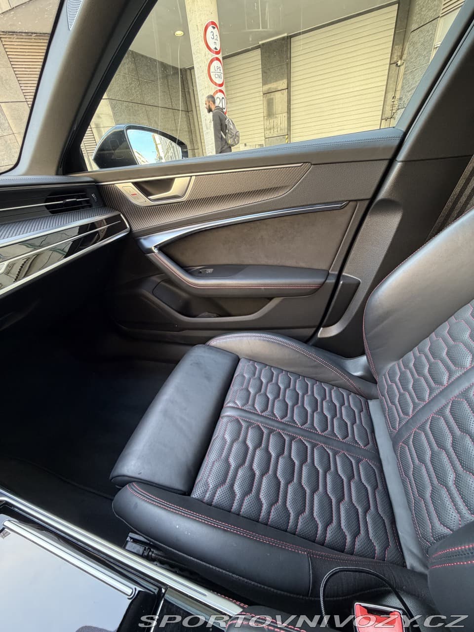2024 Audi RS6 - 9