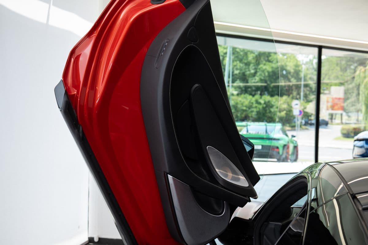 2022 McLaren OSTATNÍ - 8