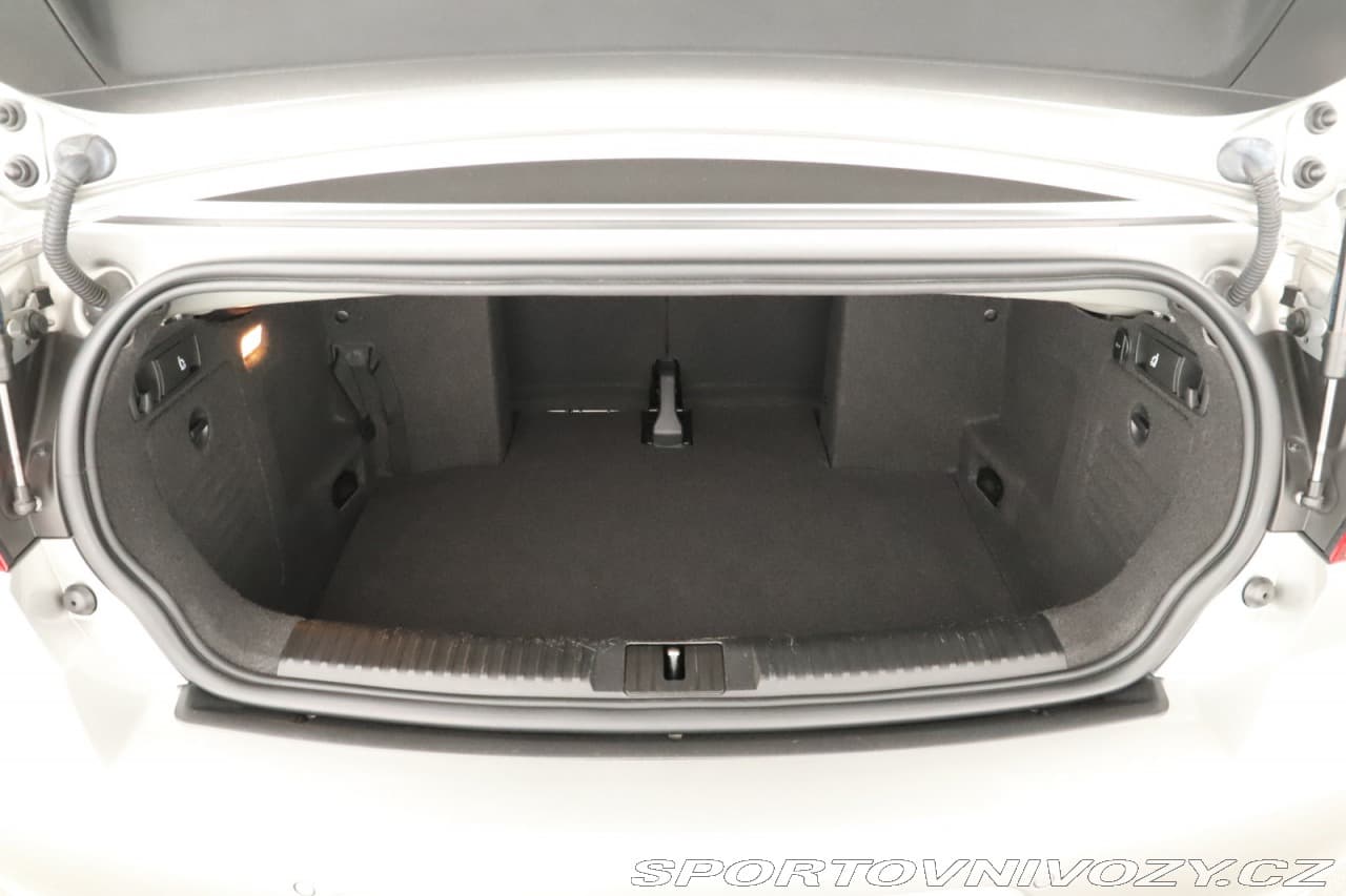 2015 Volkswagen GOLF - 11